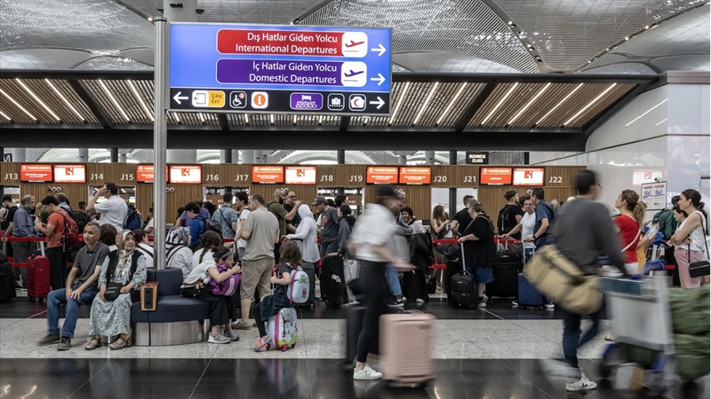 Türkiye genelindeki havalimanları 11 ayda 229,7 milyon yolcuya hizmet verdi