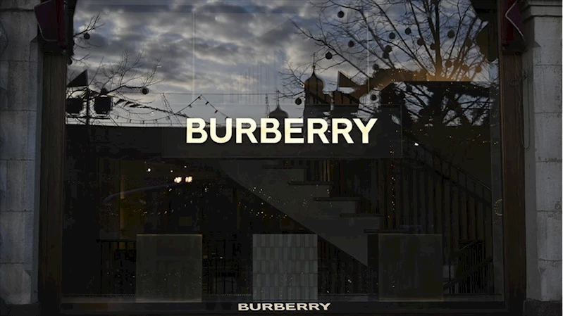 İngiliz Burberry 1700 kişiyi işten çıkarmayı planlıyor