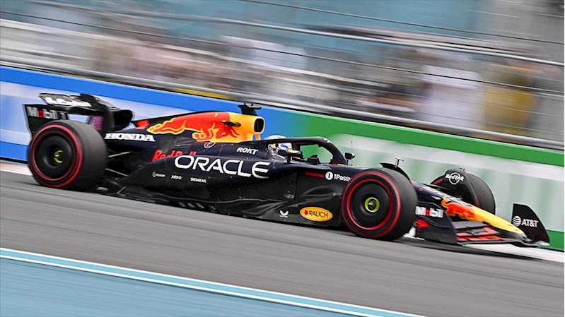 F1