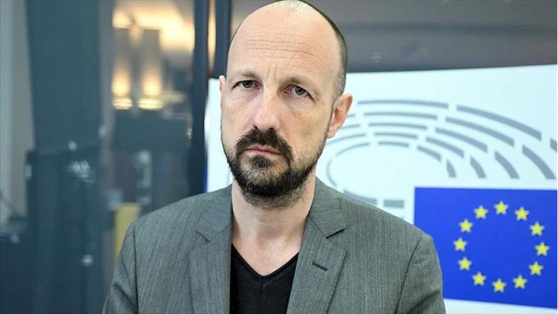 AP üyesi Botenga
