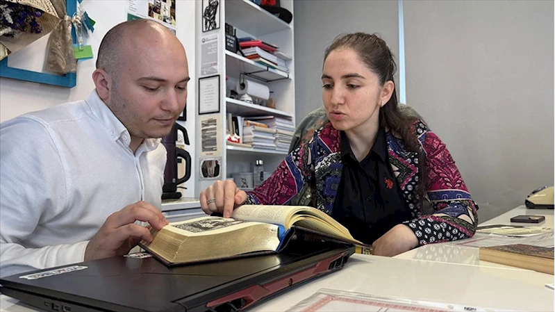 Tez hazırlarken literatüre yeni anlatı modeli kazandırdılar