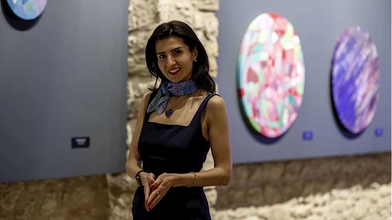 Ressam Seval Özcan
