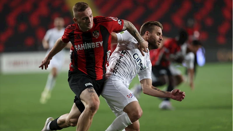 Gaziantep FK ile Kasımpaşa 2-2 berabere kaldı