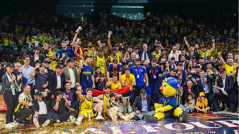 Fenerbahçe, ikinci kez Avrupa basketbolunun zirvesinde