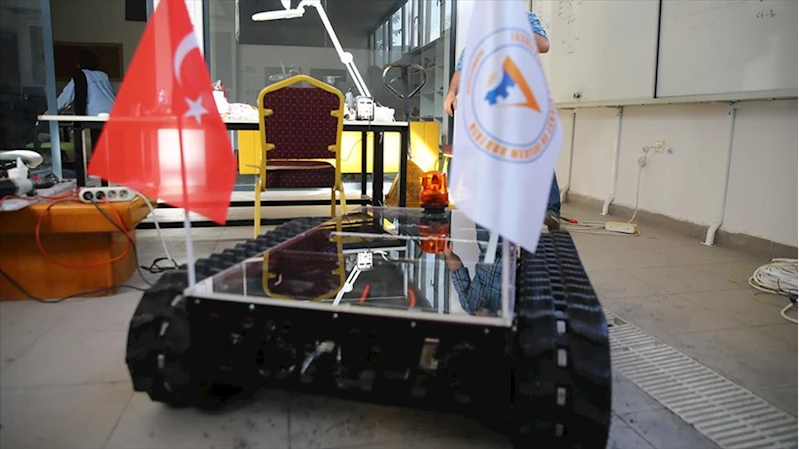 Meslek lisesinde tasarlanan otonom kara aracı 