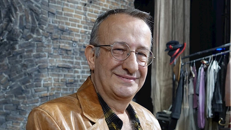 Oyuncu Naşit Özcan, 8 Mayıs