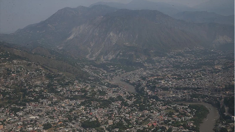 Pakistan, Hindistan