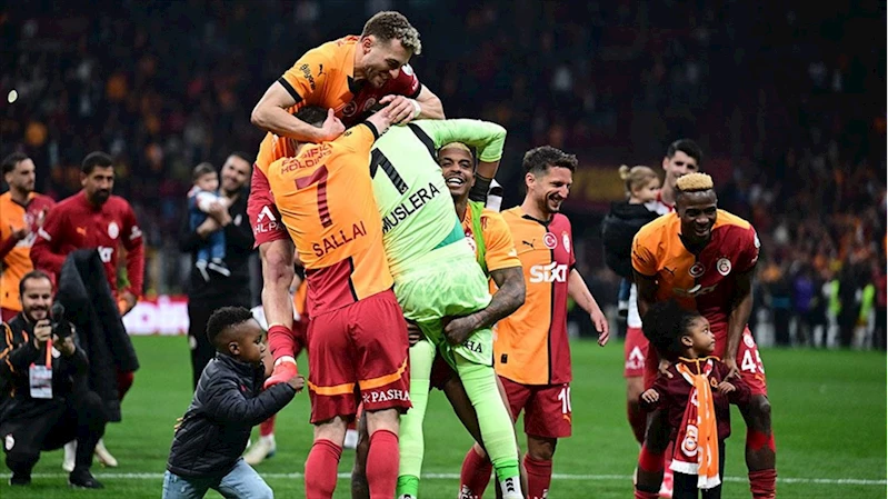 Galatasaray kadro istikrarıyla şampiyonluğa yürüyor