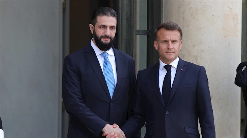 Suriye Cumhurbaşkanı Şara ile görüşen Macron