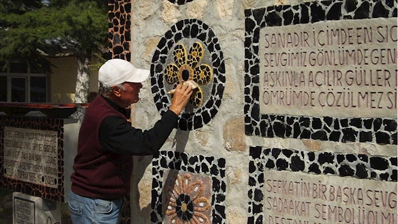Emekli işçi, dağlardan topladığı volkanik taşlarla evinin bahçesine sanat duvarı yaptı