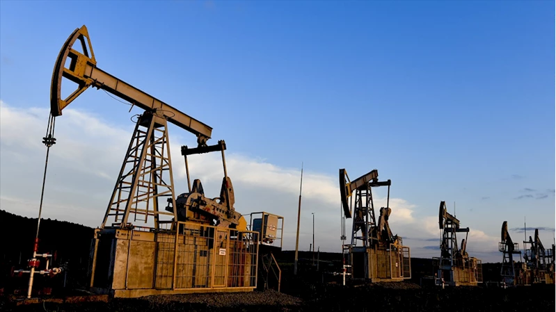 Rus petrolüne tavan fiyat uygulayanlara petrol satışına yönelik yasak uzatıldı