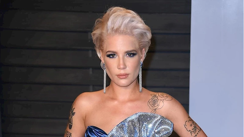 Halsey, İstanbul konseri öncesi Türk dinleyicilerine mesaj gönderdi