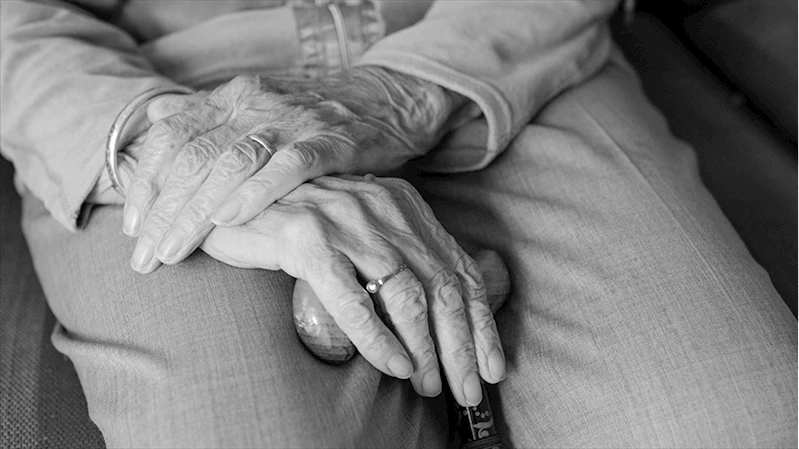 Dünya genelinde 60 yaş üstü kişilerin yüzde 15,7