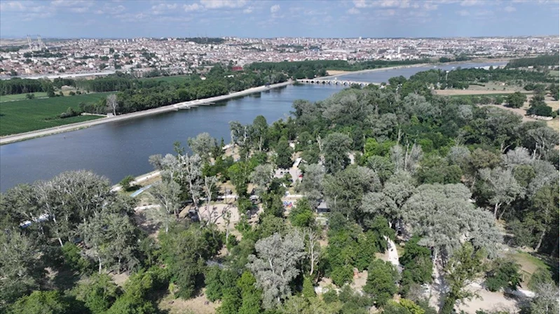 Edirneliler kullanıma açılan Söğütlük Millet Bahçesi
