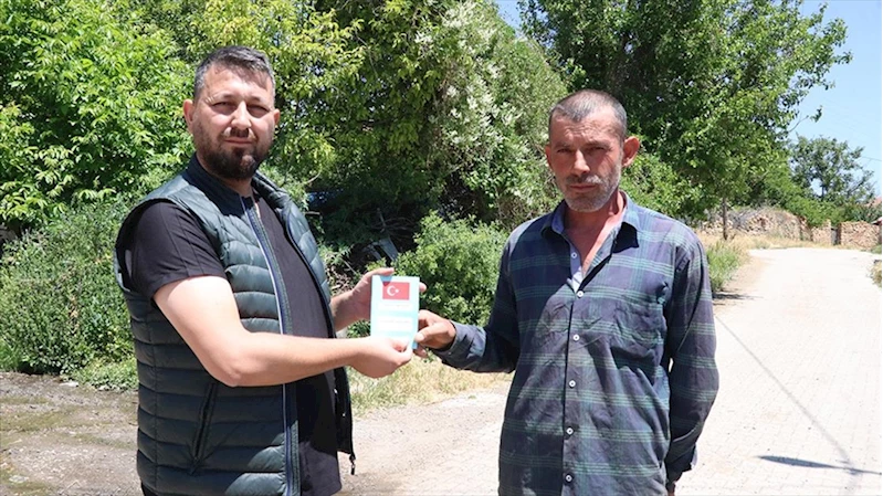 Köylerdeki sahipli köpekler mikroçiple kimliklendiriliyor