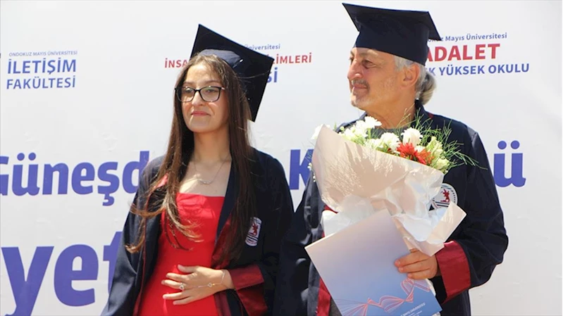 Kas hastalığı nedeniyle üniversiteye 4 yıl boyunca babasının götürdüğü öğrenci dereceyle mezun oldu