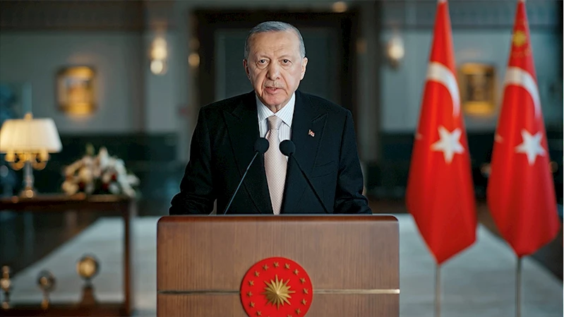 Cumhurbaşkanı Erdoğan: Tüm vatandaşlarımın ve gönül coğrafyamızdaki her bir kardeşimin bayramını tebrik ediyorum