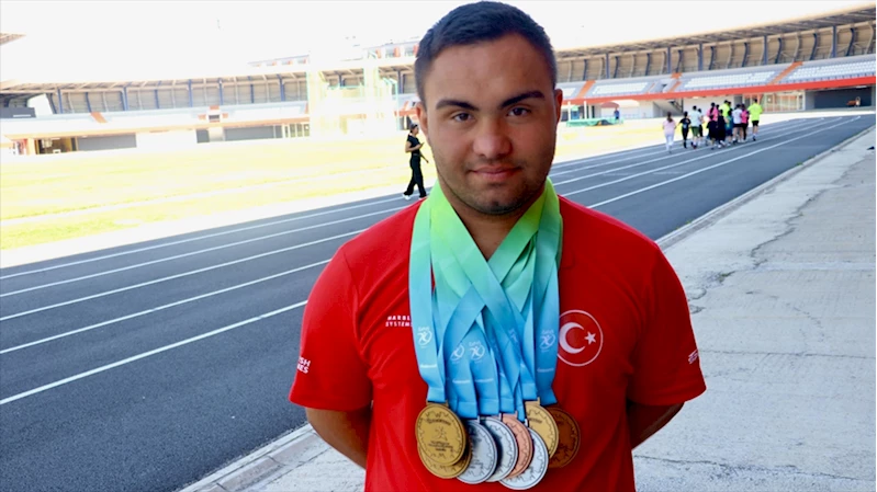 Baba acısıyla başladığı atletizmde madalyalara koşuyor