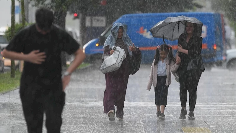 Meteorolojiden Ankara çevresi için gök gürültülü sağanak uyarısı