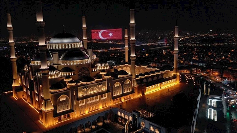 Ülke genelindeki camilerde kuraklık, afetler ve şehitler için dualar edilecek