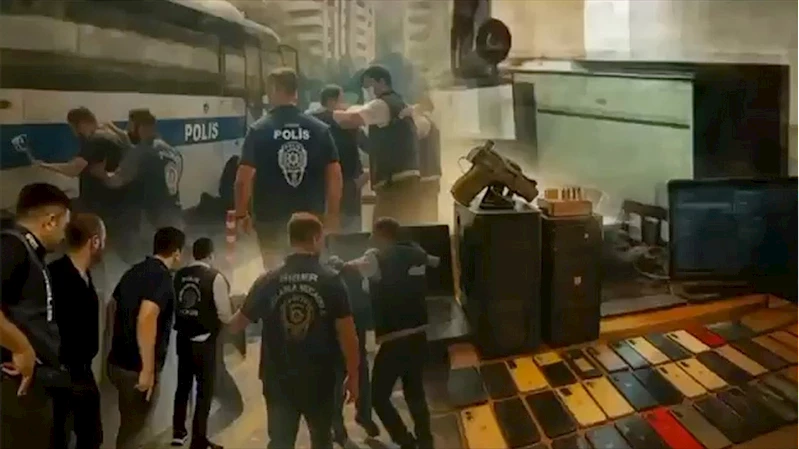 Siber suçlara yönelik 44 ildeki operasyonlarda 214 şüpheli yakalandı