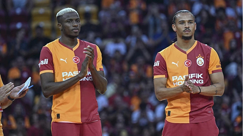 Galatasaray, Osimhen ve Sane için imza töreni düzenledi