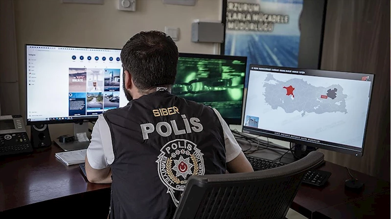 Polis 