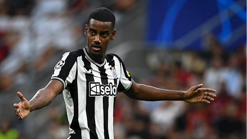 Liverpool, rekor transfer bedeliyle Isak