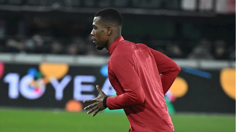 Galatasaraylı futbolcu Carlos Cuesta, Brezilya ekibi Vasco da Gama